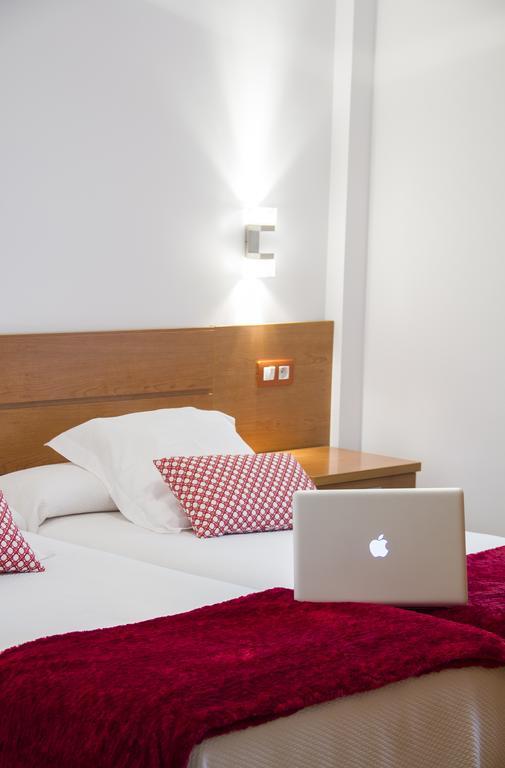 Apartamentos Cean Bermudez Gijon Exterior photo