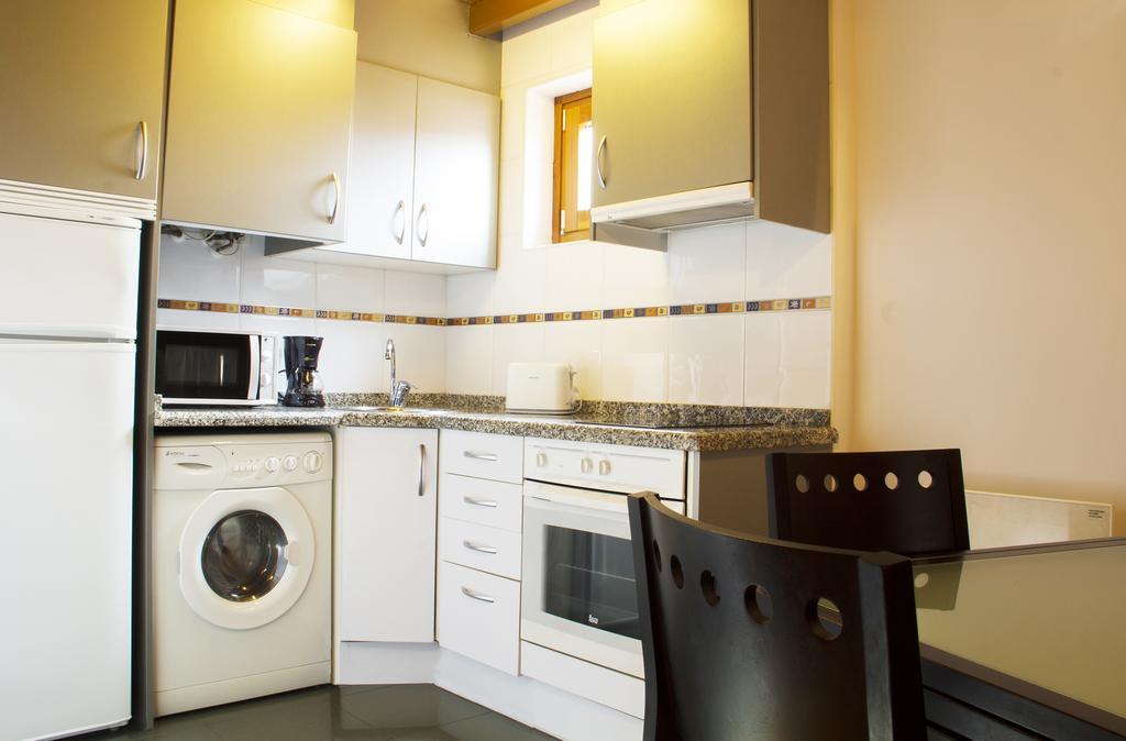 Apartamentos Cean Bermudez Gijon Exterior photo